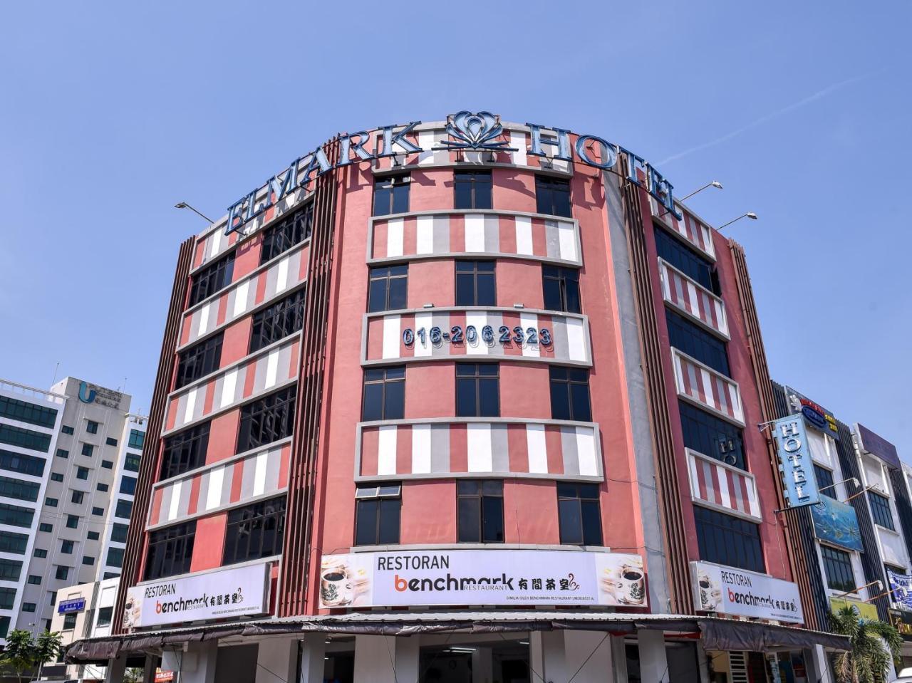 Oyo 297 Elmark Hotel