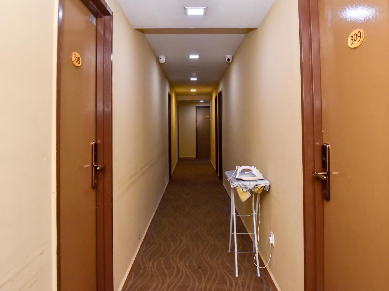 Oyo 297 Elmark Hotel Johor Bahru